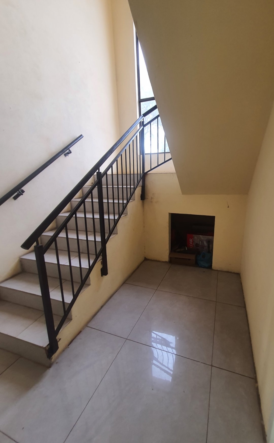 5 Bedroom Property for Sale in Melodie North West